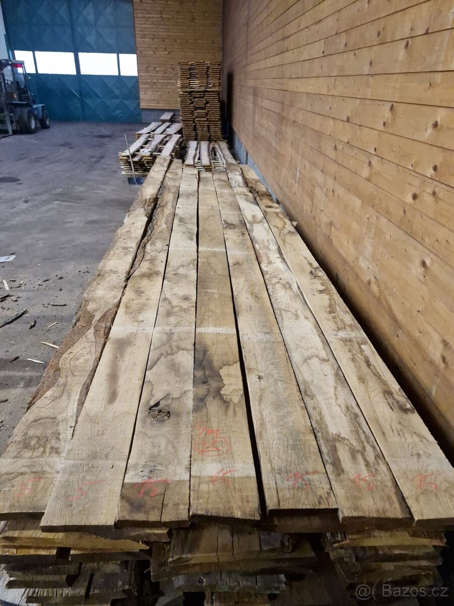 Dubové řezivo sušené 8 000/m3 - 2