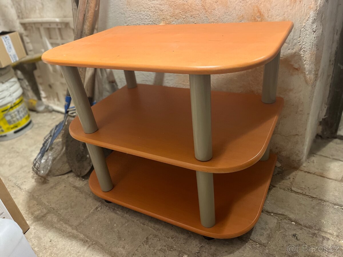 Stolek pod TV - 2