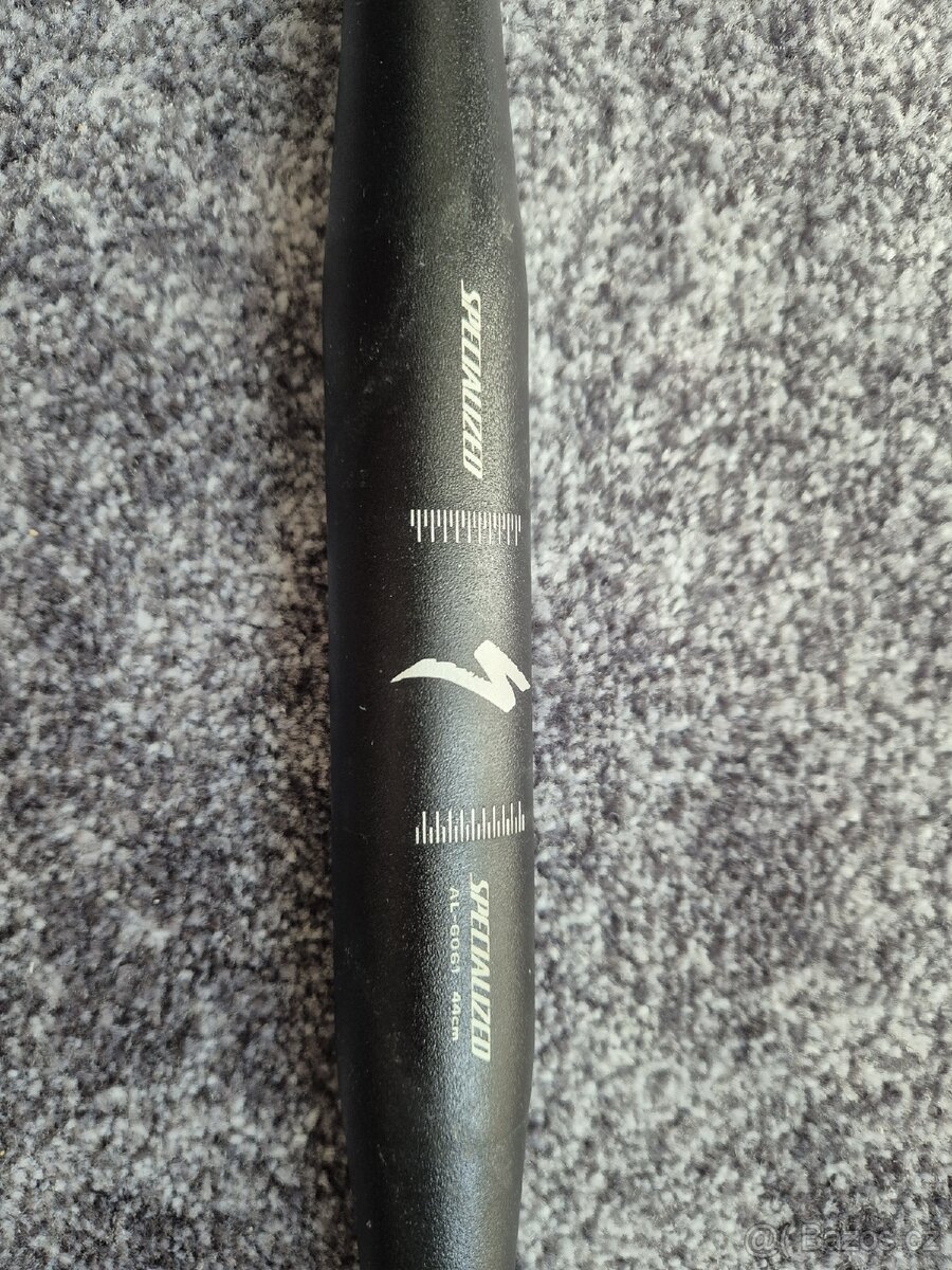 Hliníková řídítka Specialized - 2