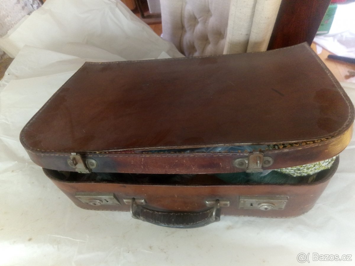 Kožený starožitný kufr - 2