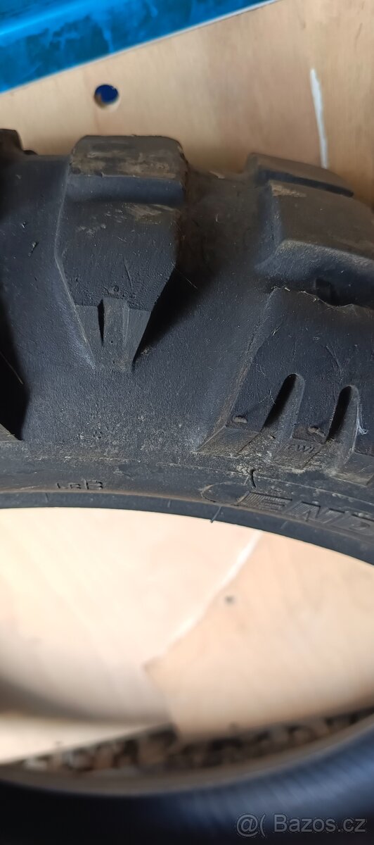 150/70R18 - 2