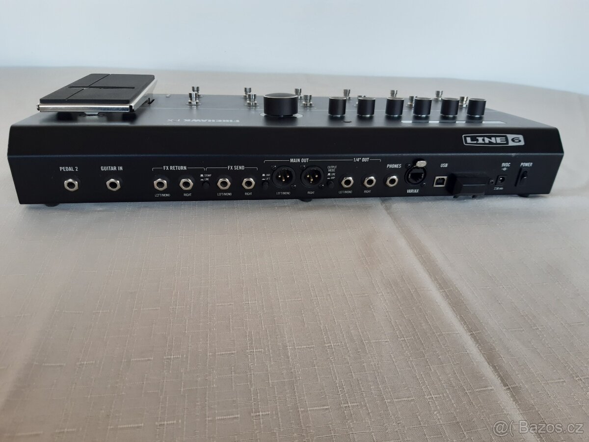 Kytarový multiefekt - LINE 6 FIREHAWK FX - 2