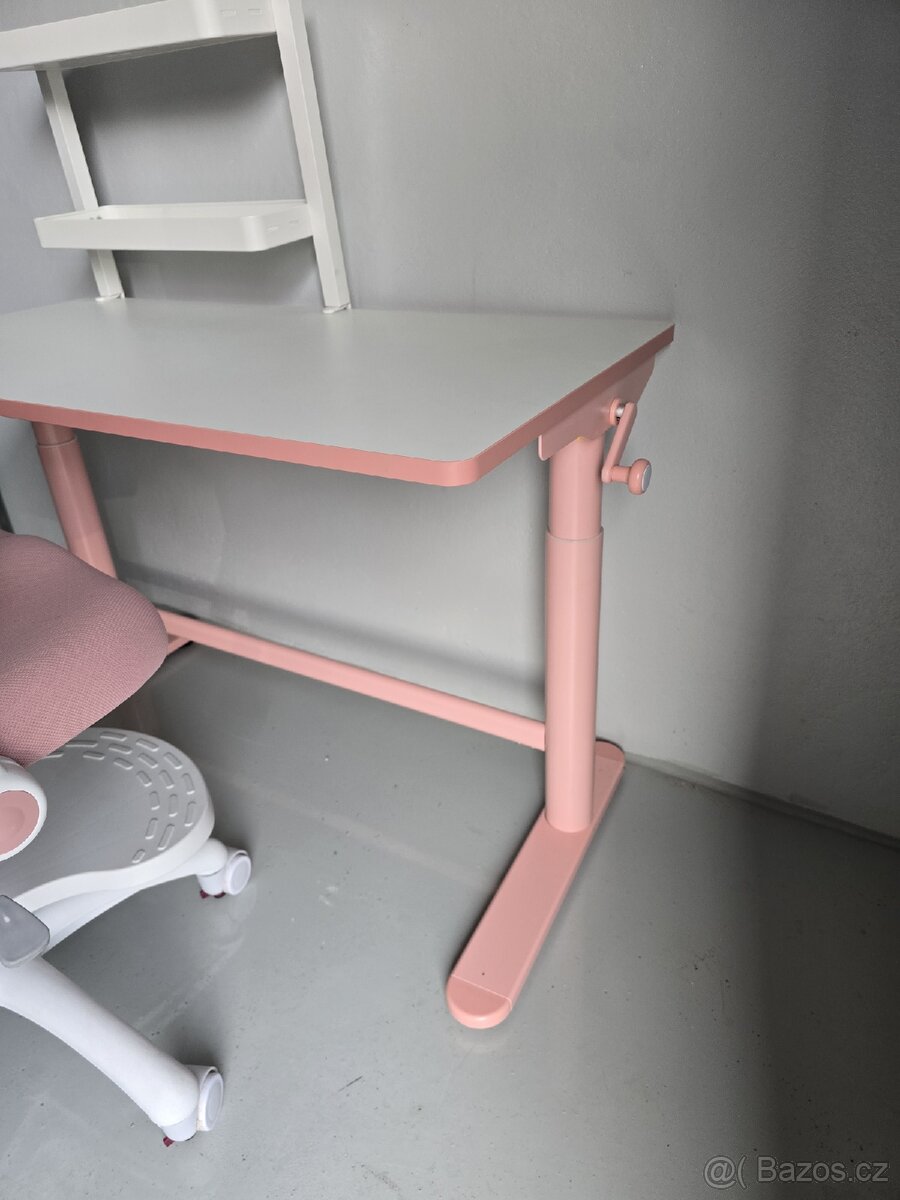 Dětský psací stůl a židle - 2