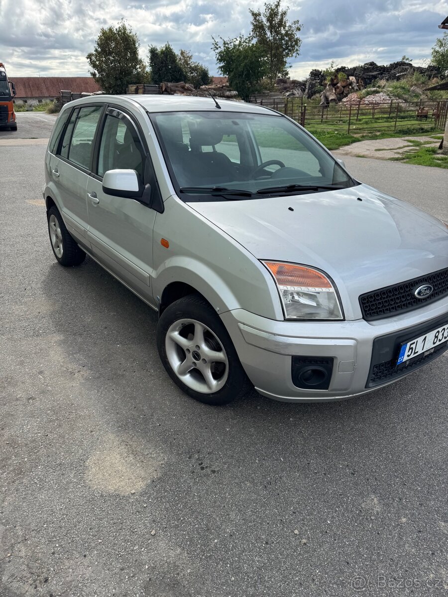 Ford Fusion 1,4 benzín - 2
