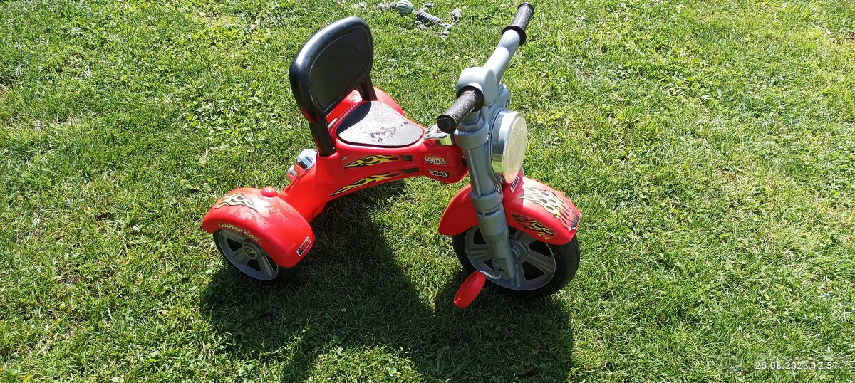 Prodám šlapací motorku 2 v 1 - 2