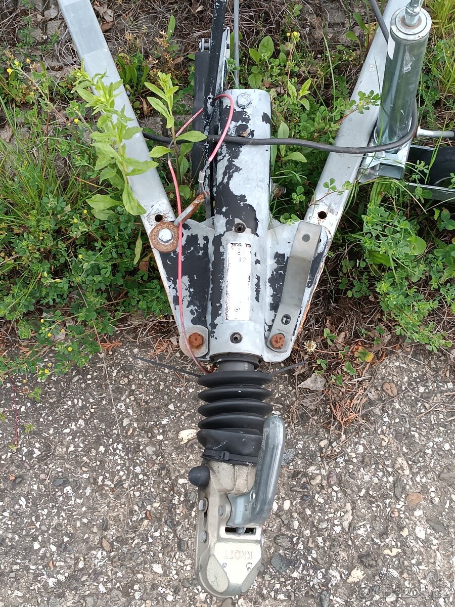 VOZÍK NA PŘEPRAVU AUT - 2