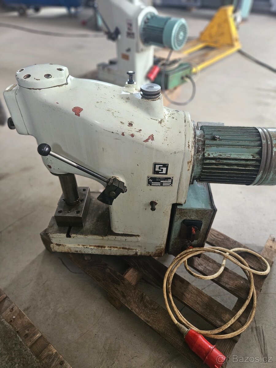 Hydraulický lis CDC 2-7+ dokumentace - více ks - 2