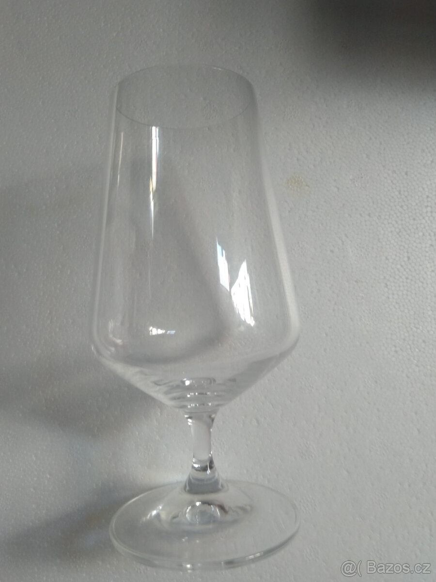 Prodám pivní sklenici - 2