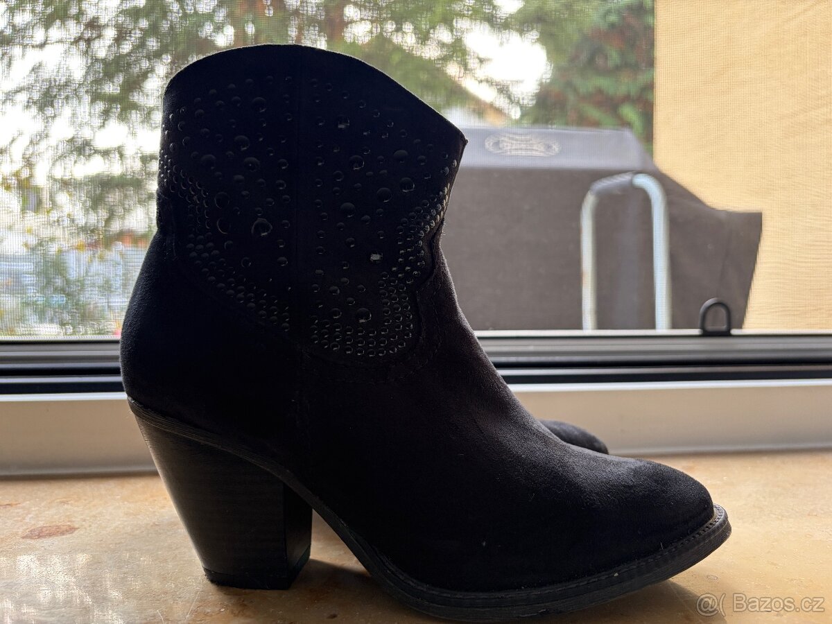 Marco Tozzi polokozacky cerne vyteplene 37 - 2