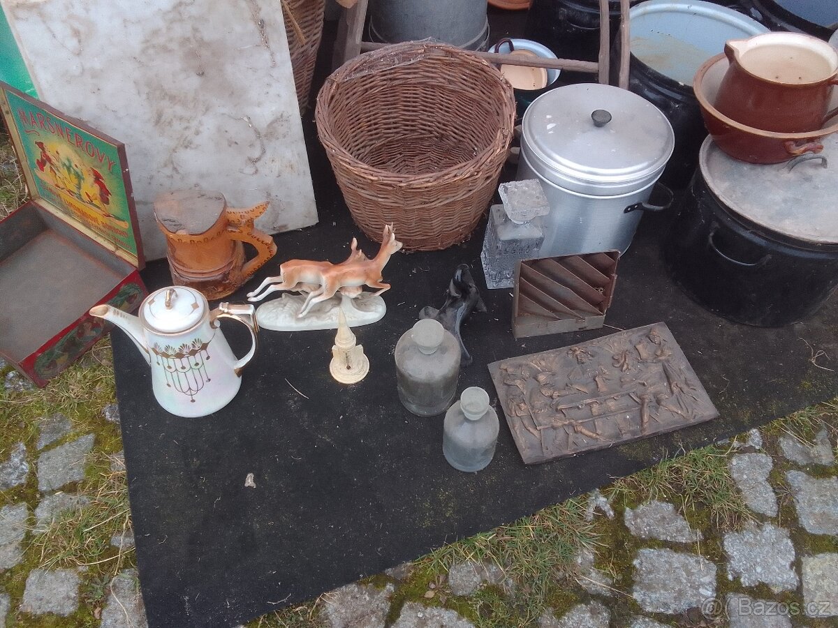 Konev, keramika, košík, valcha, - 2