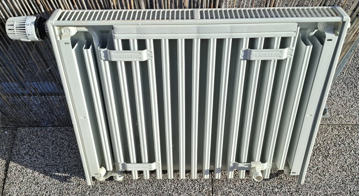 Radiátor Korado Radik VK 500x600mm Typ 11 včetně hlavice - 2