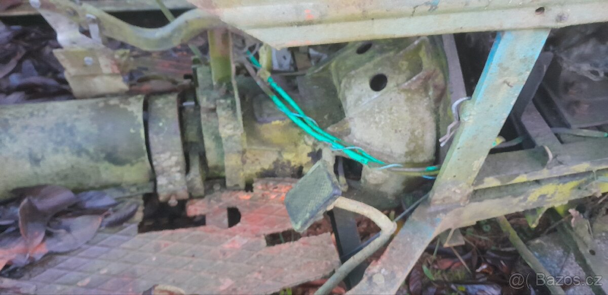 Traktor domácí výroby MOTOR Č. Budějovice - 2