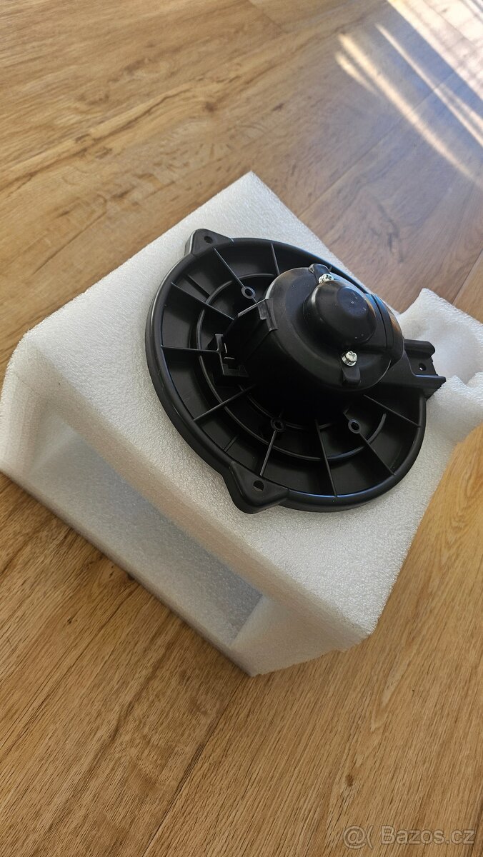 Motor ventilátoru Honda CR-V 02-06 - 2