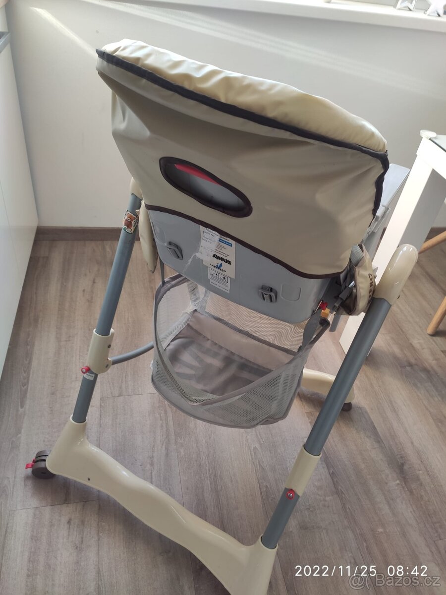 Jídelní židlička dětská - 2