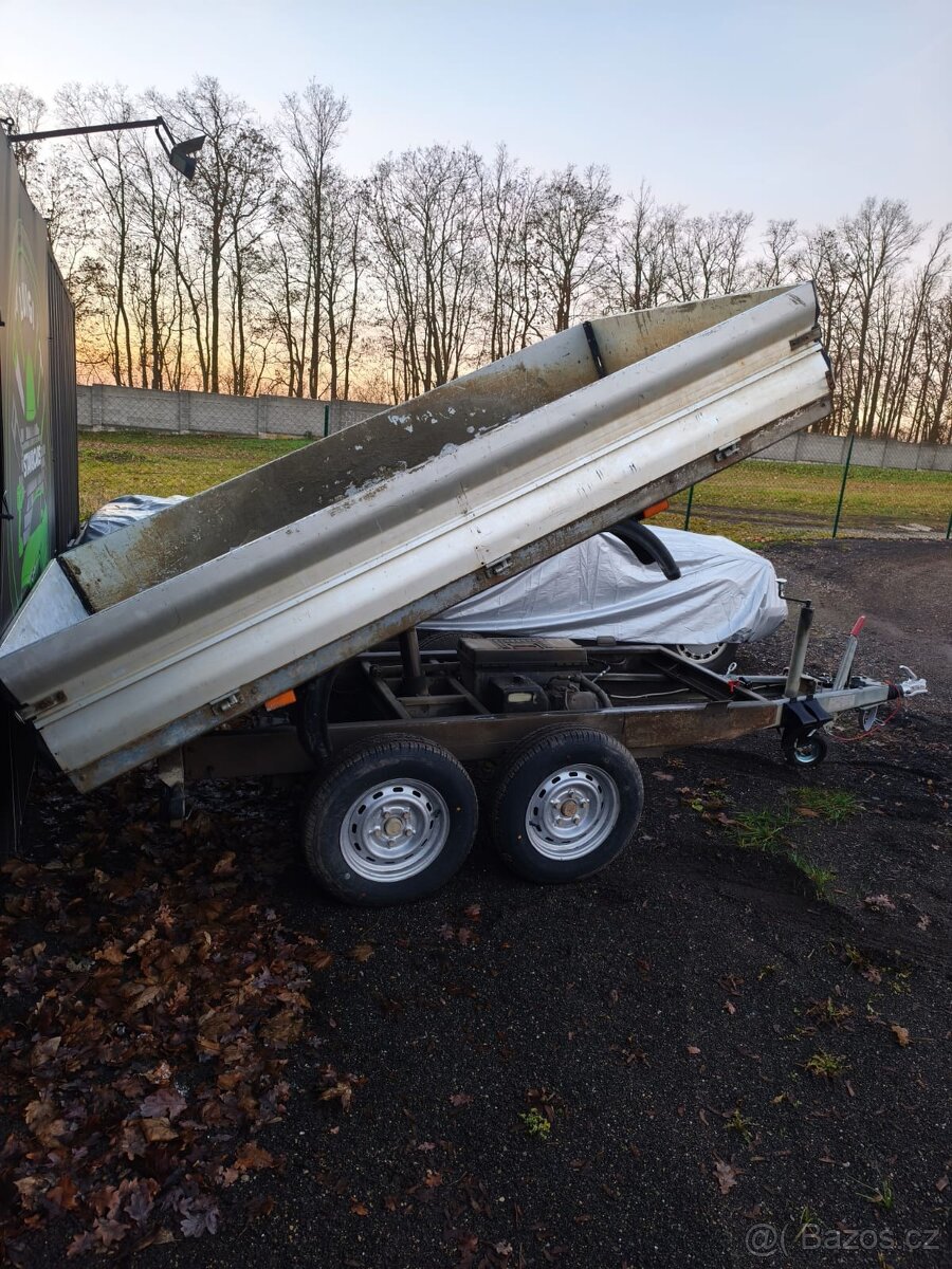 Bržděný přívěsný vozík - 2