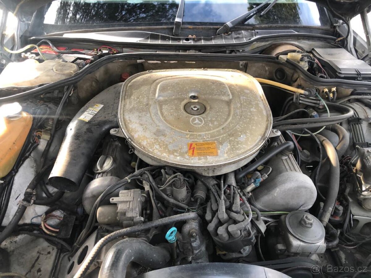 Mercedes Benz W126 500 SEC - 2