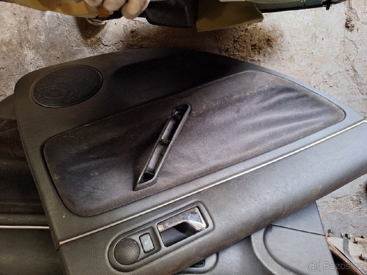 Vw Passat tapecierunk dveří - 2