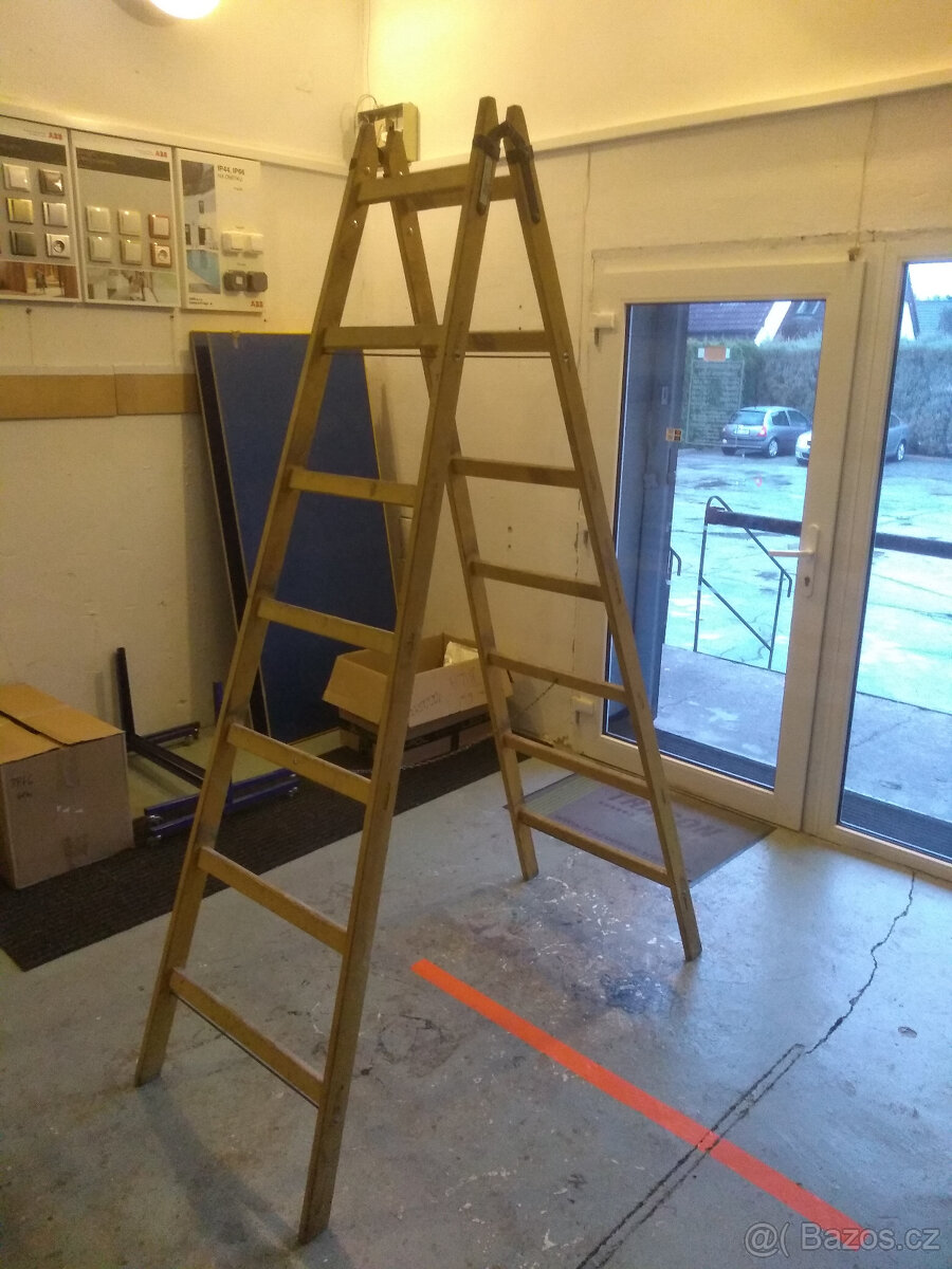 Dřevěné štafle, žebřík - 2