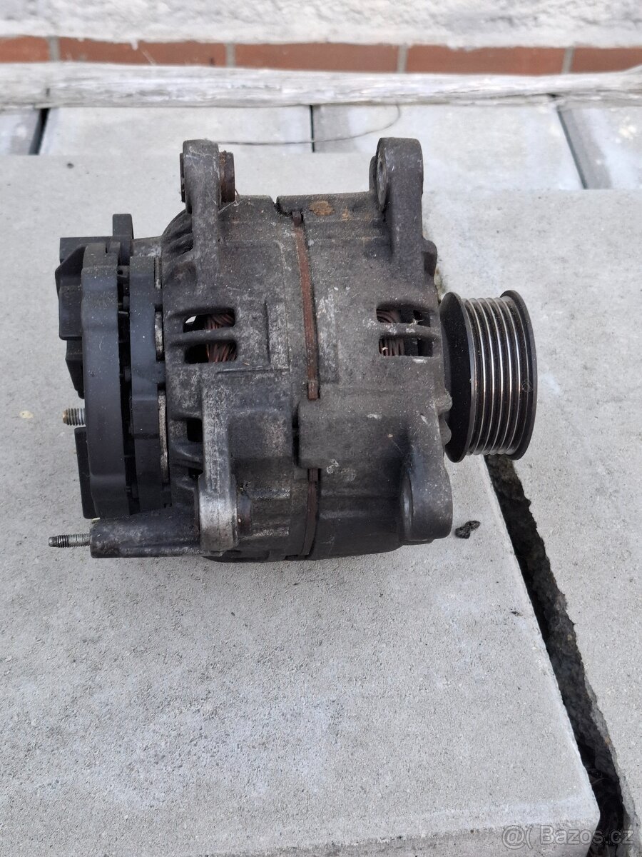 VW T4 Multivan 2.5 Tdi 111kW Alternátor - 2