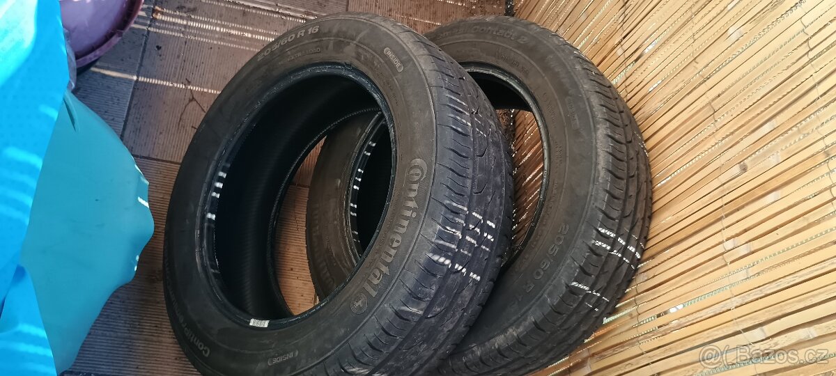 Pneu Continental Premium Contact - 2