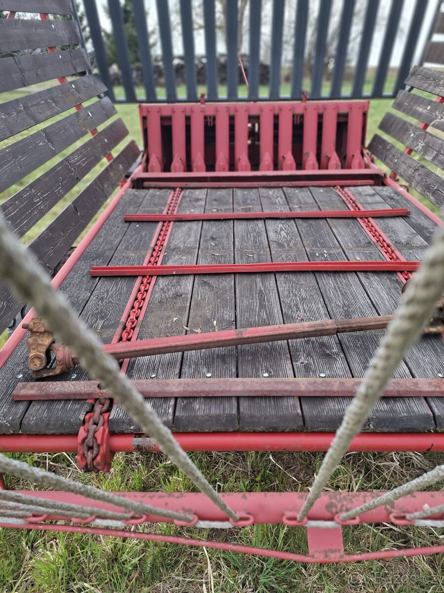 Sběrací vůz KRONE - 2