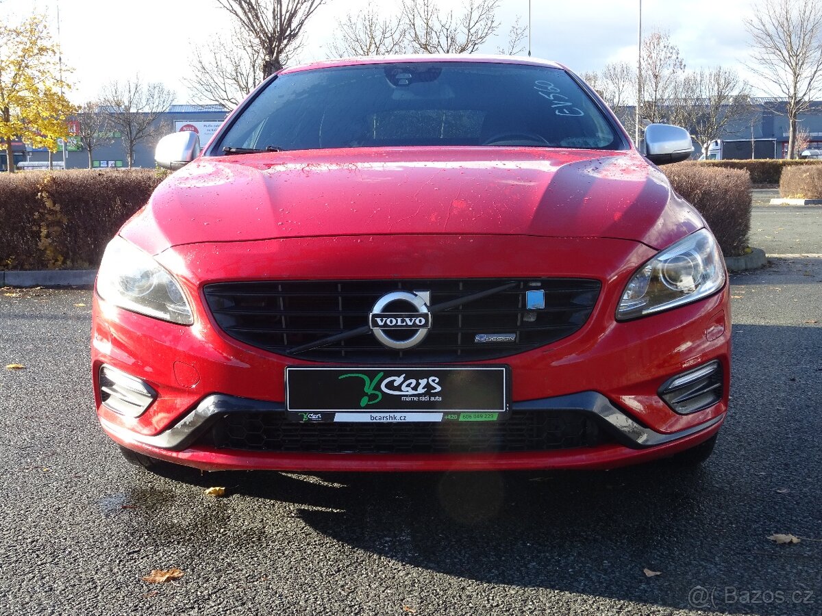 Volvo V60, R-design D4 Manuál - 2
