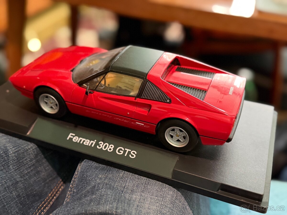 Ferrari 308 1:18 - 2