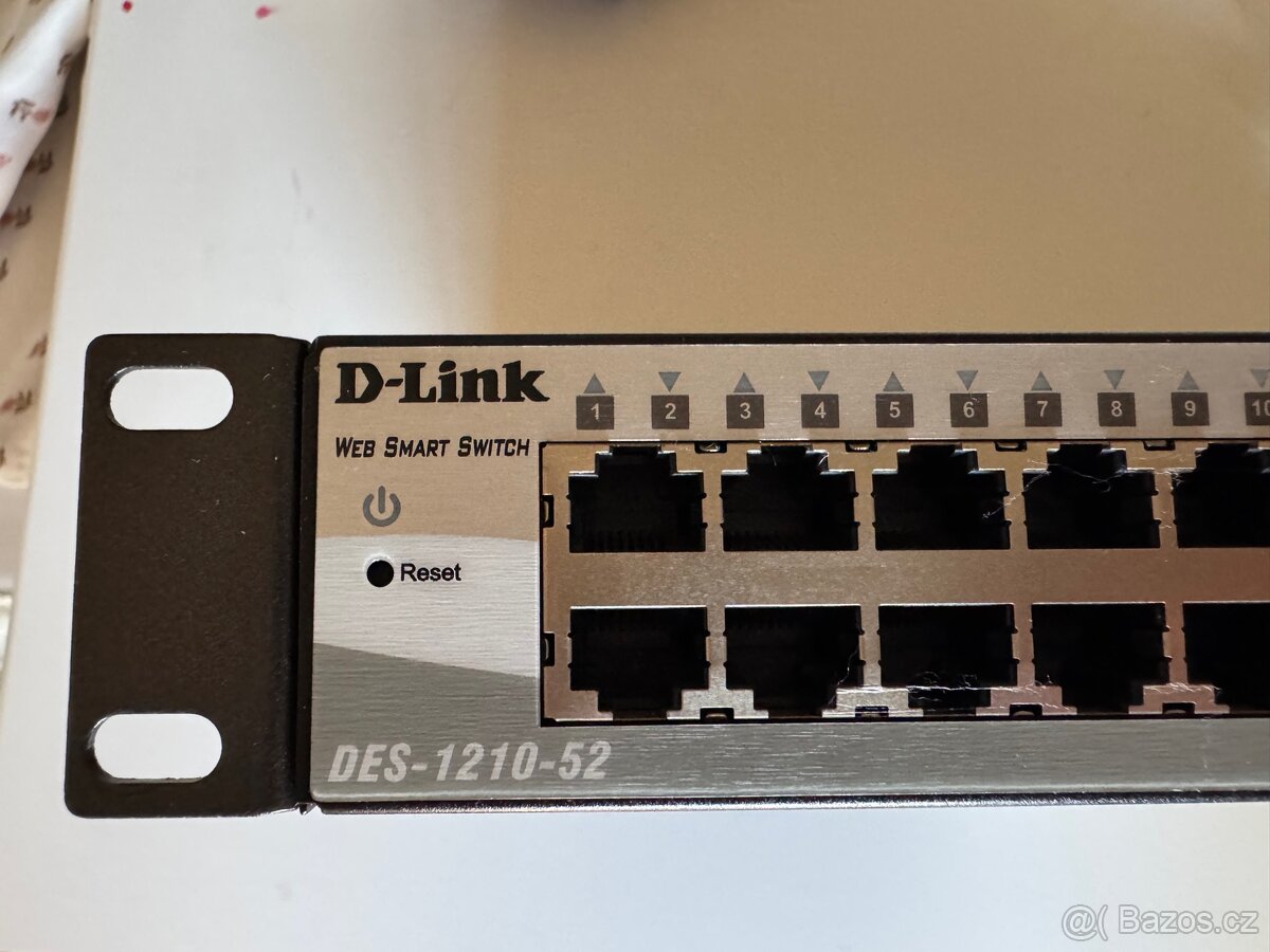 D-Link - 2