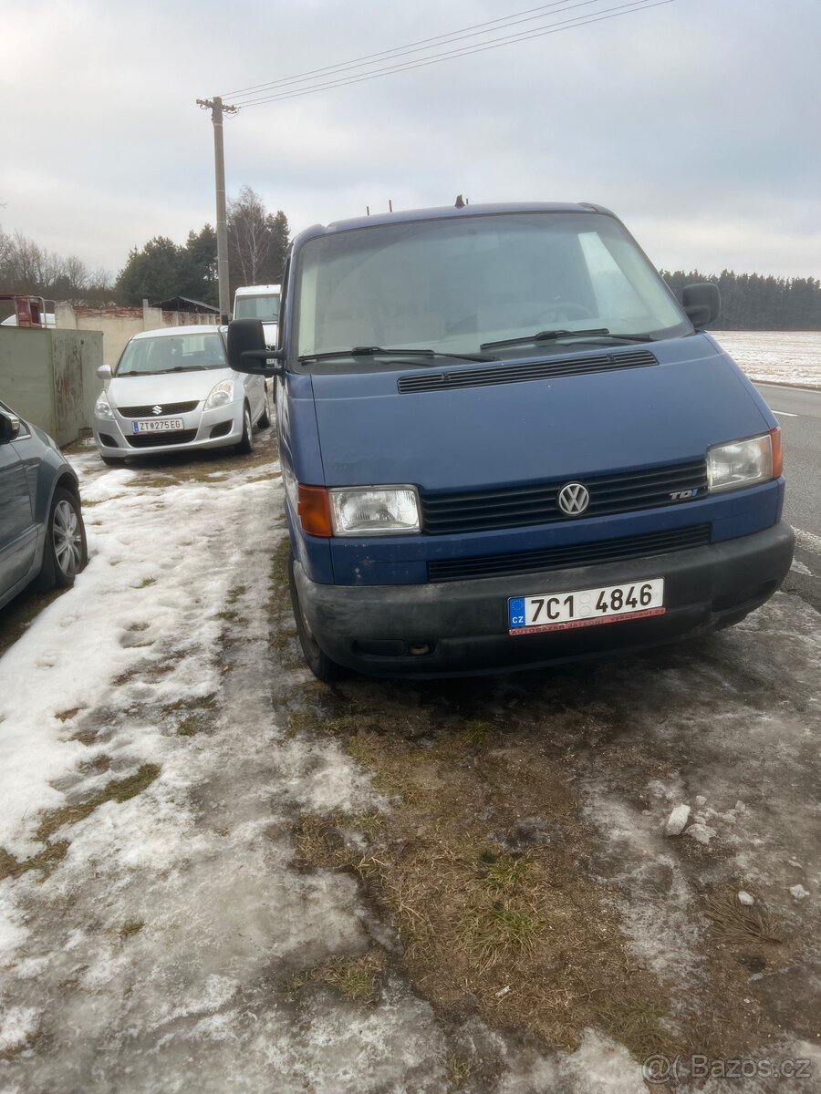 Prodám vw transportér T 4 motor 2.5 tdi - 2
