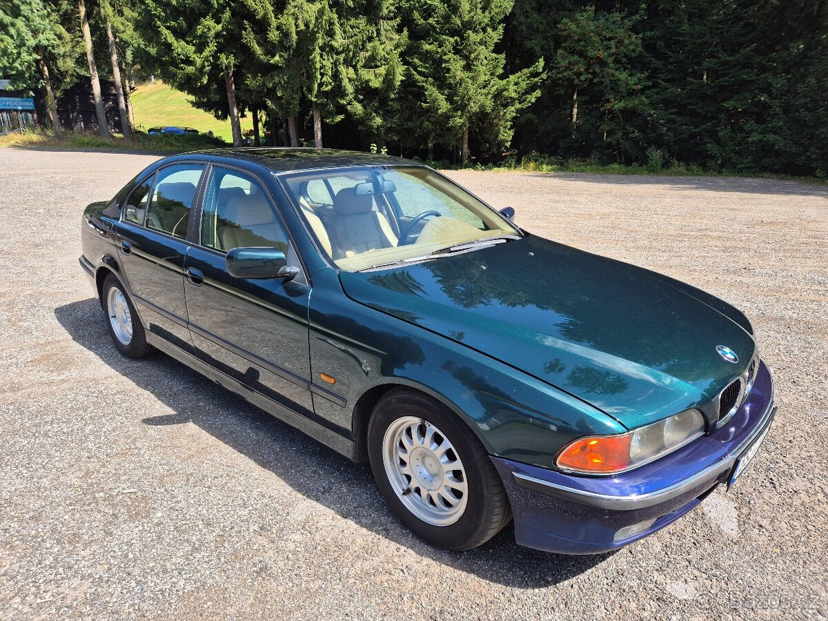 BMW e39 528i - 2