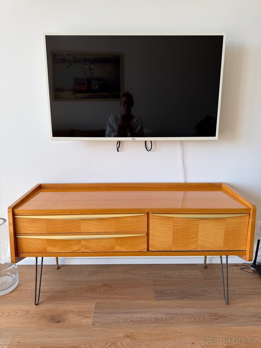 TV retro komoda ze 70.let - 2