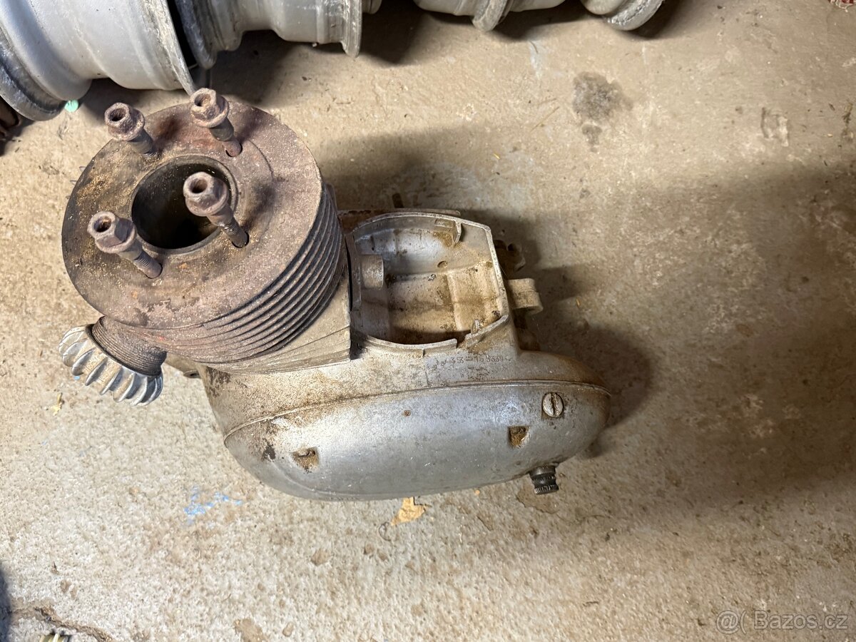 Motor Jawa 250 353 - 2