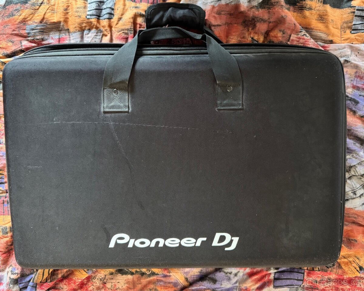 Traktor Kontrol S8 – TOP stav, case ZDARMA - 2