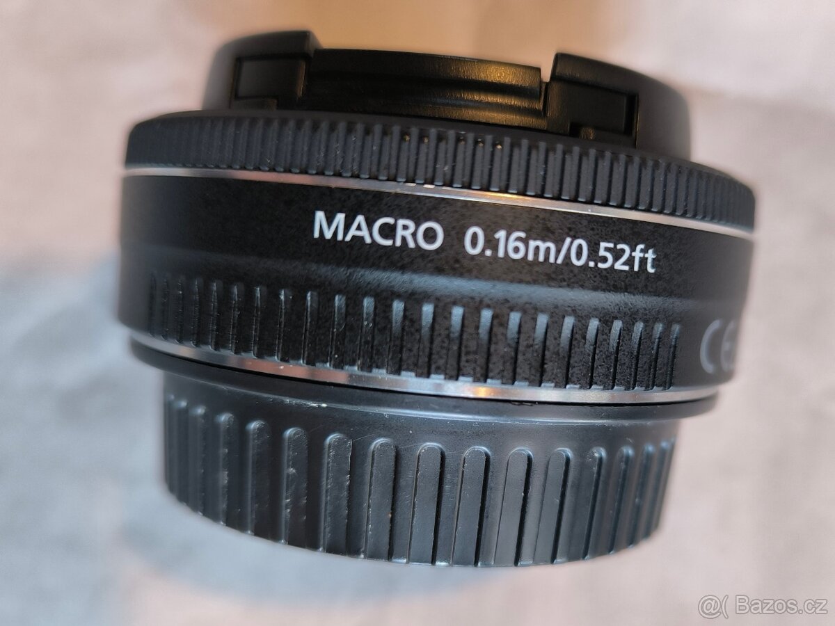 Canon EF-S 24/2,8 STM - 2