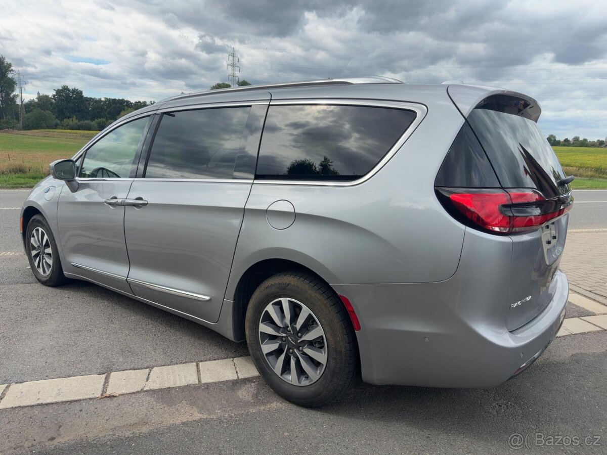 Chrysler Pacifica 3,6 Hybrid PlugIn Radar 360 2021 - 2
