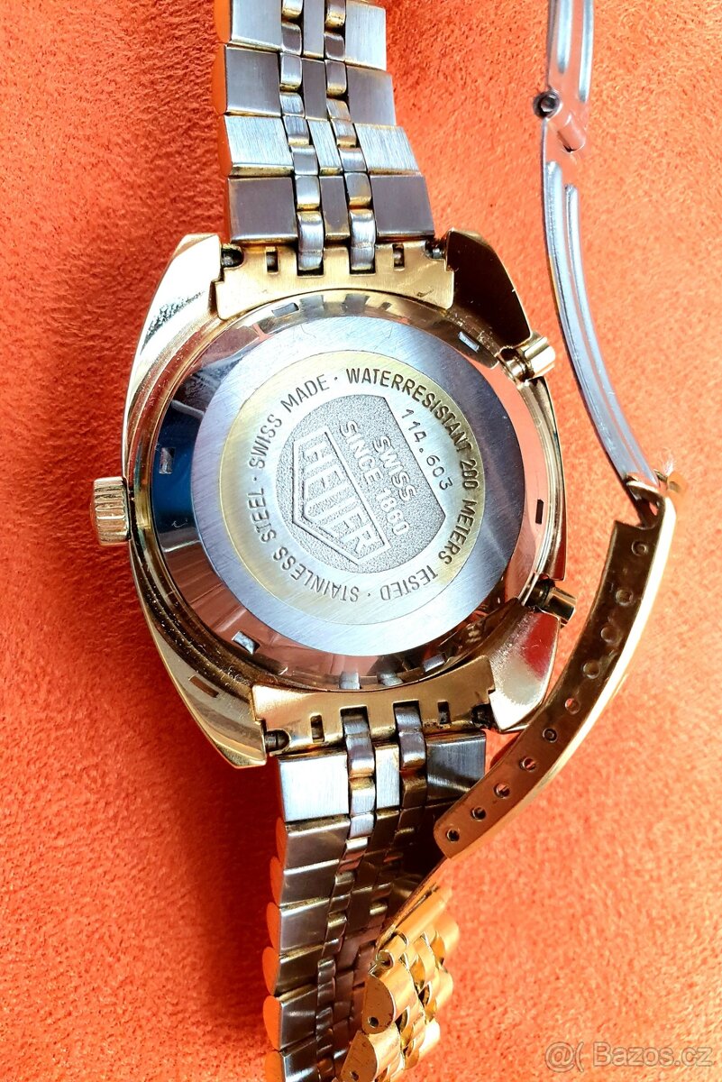 Hodinky HEUER Autavia 114.603 Gold - 2