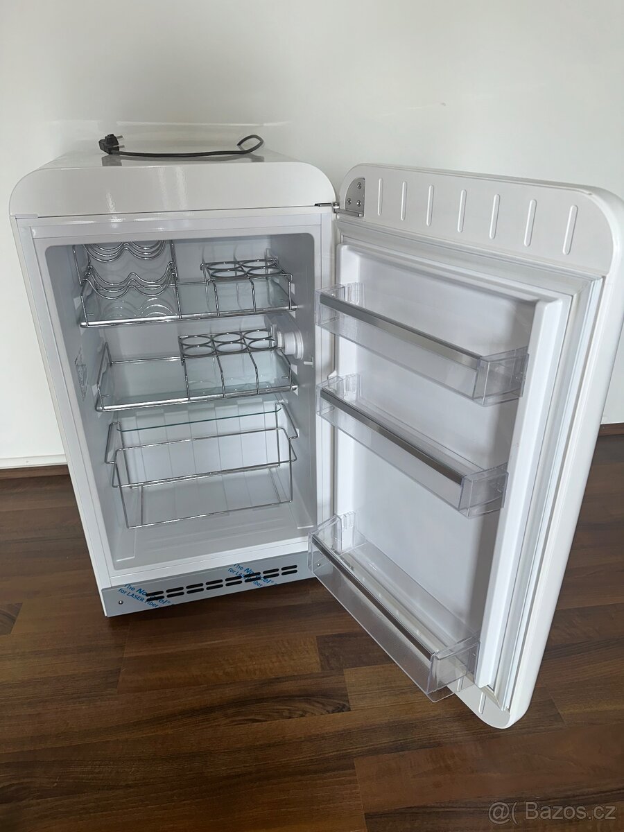 Lednice SMEG Retrostyle 135l - FAB10HRWH5 - 2