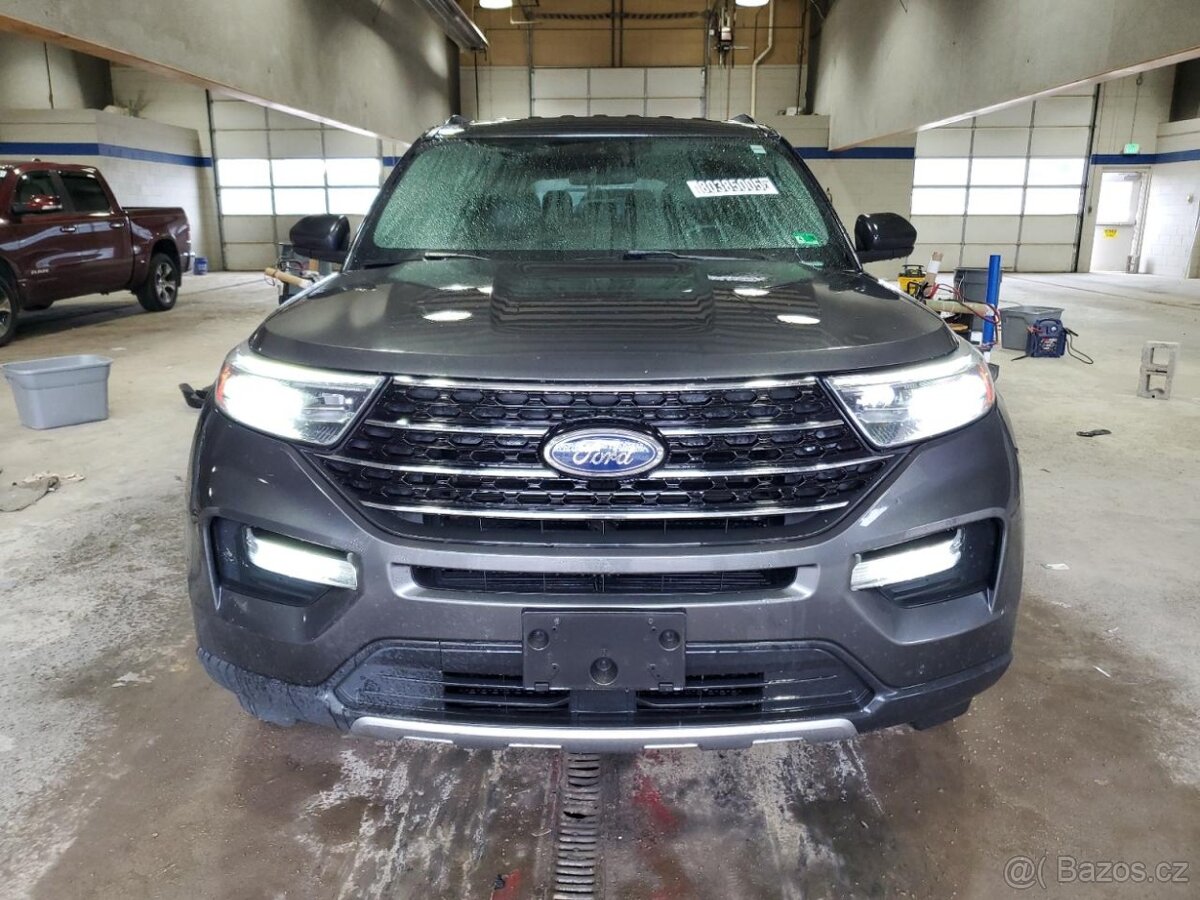 Ford Explorer XLT 2020 - 2