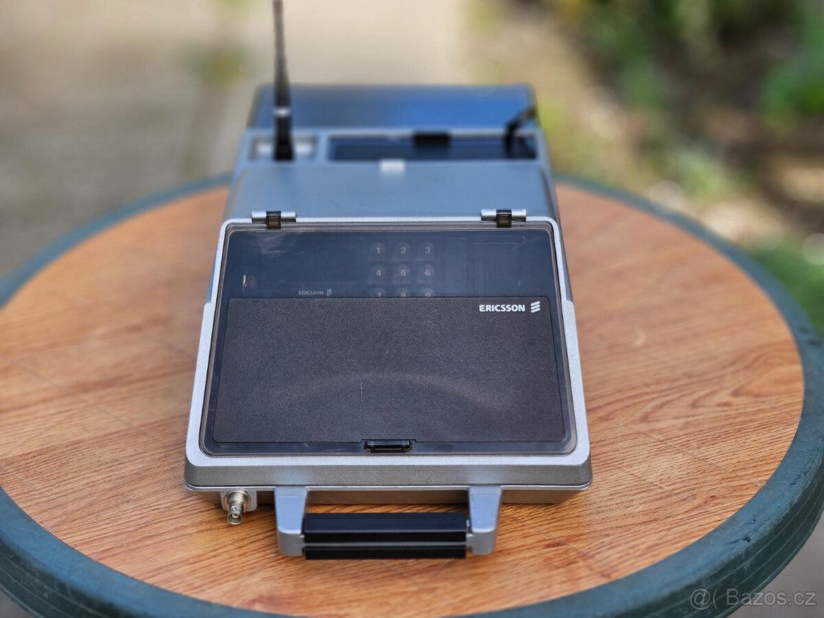 ERICSSON C600 ROADCOM - PRVNÍ MOBIL - SBĚRATELSKÁ RARITA - 2