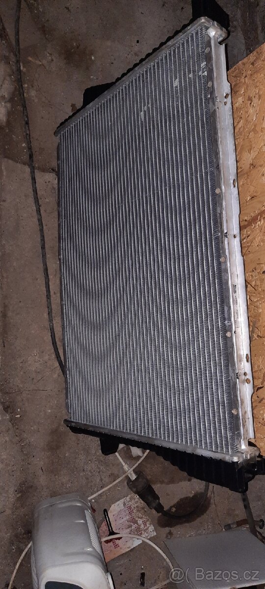 Chladič vody bmw e38 e39 - 2