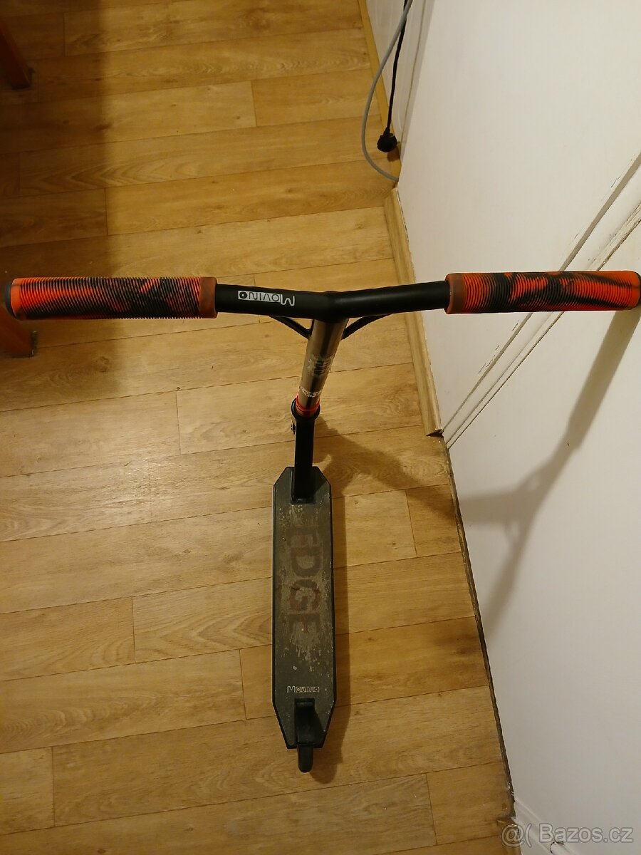 Feestyle koloběžka - 2