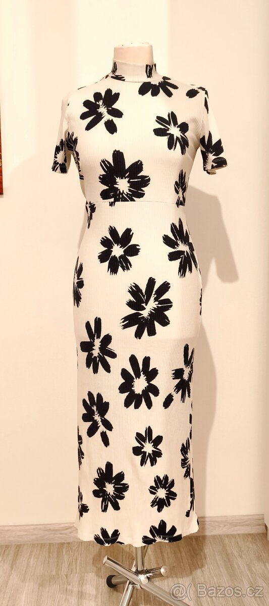 Dlouhé šaty Desigual - 2