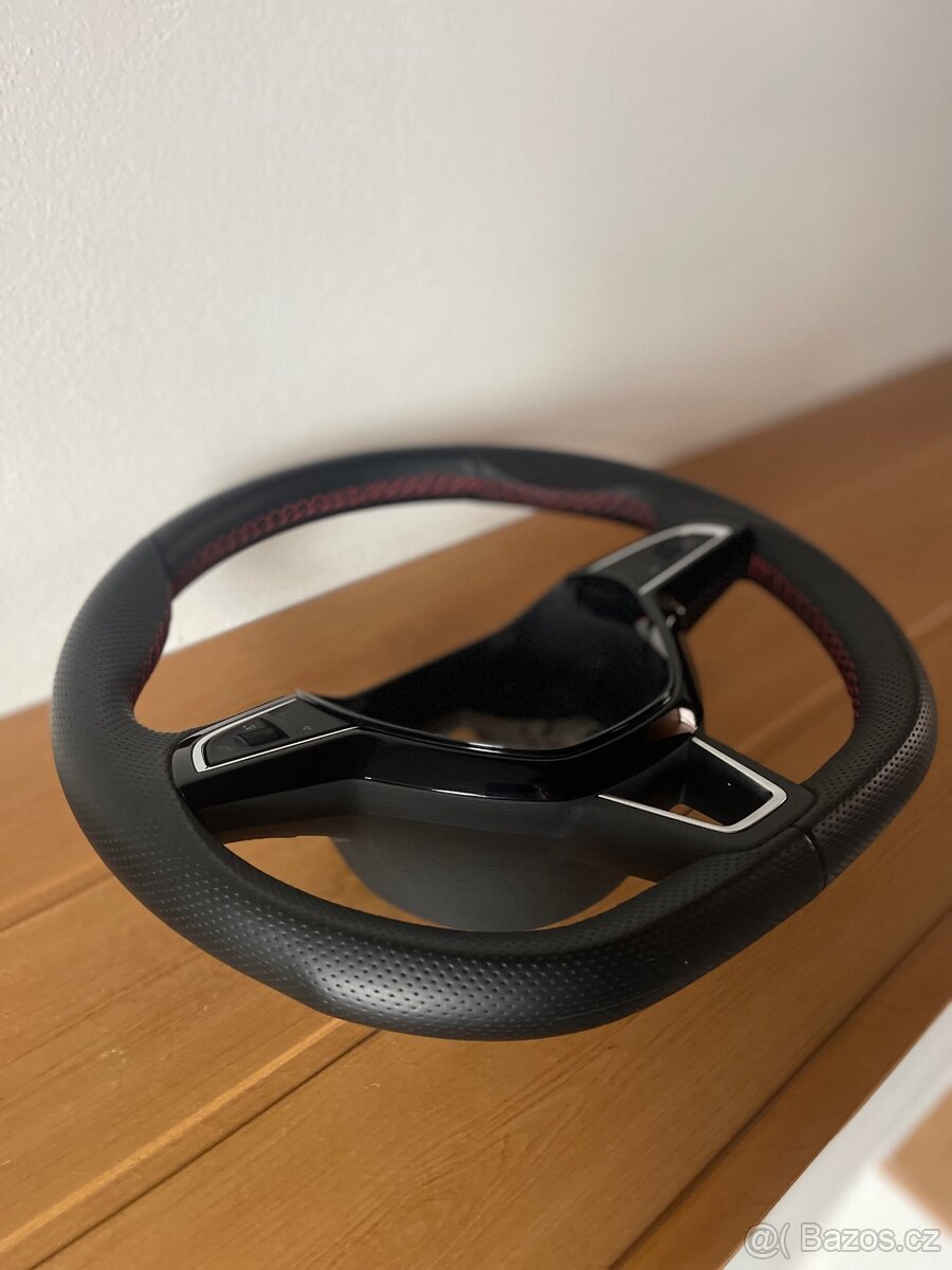 Volant Octavia 3 RS - 2