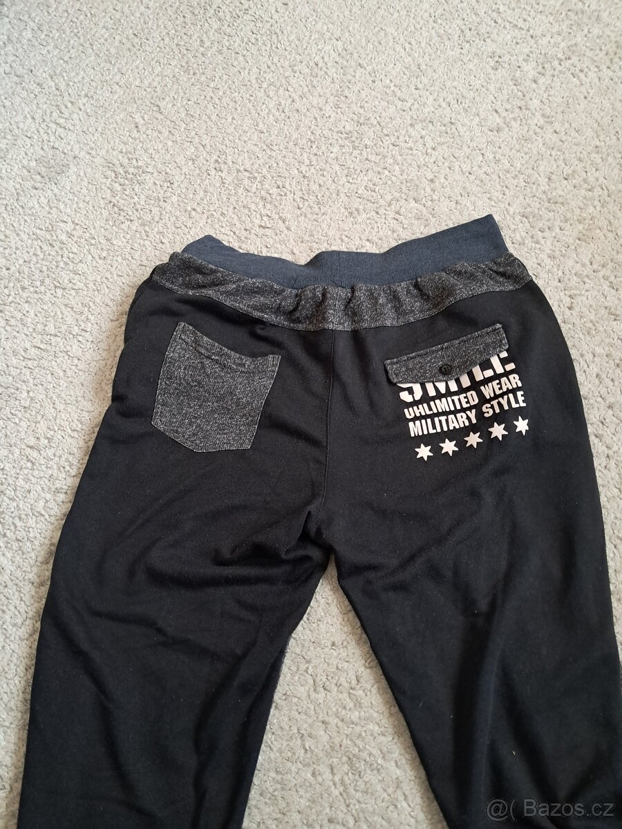 Kalhoty, tepláky, vel. XL šedo černé - 2