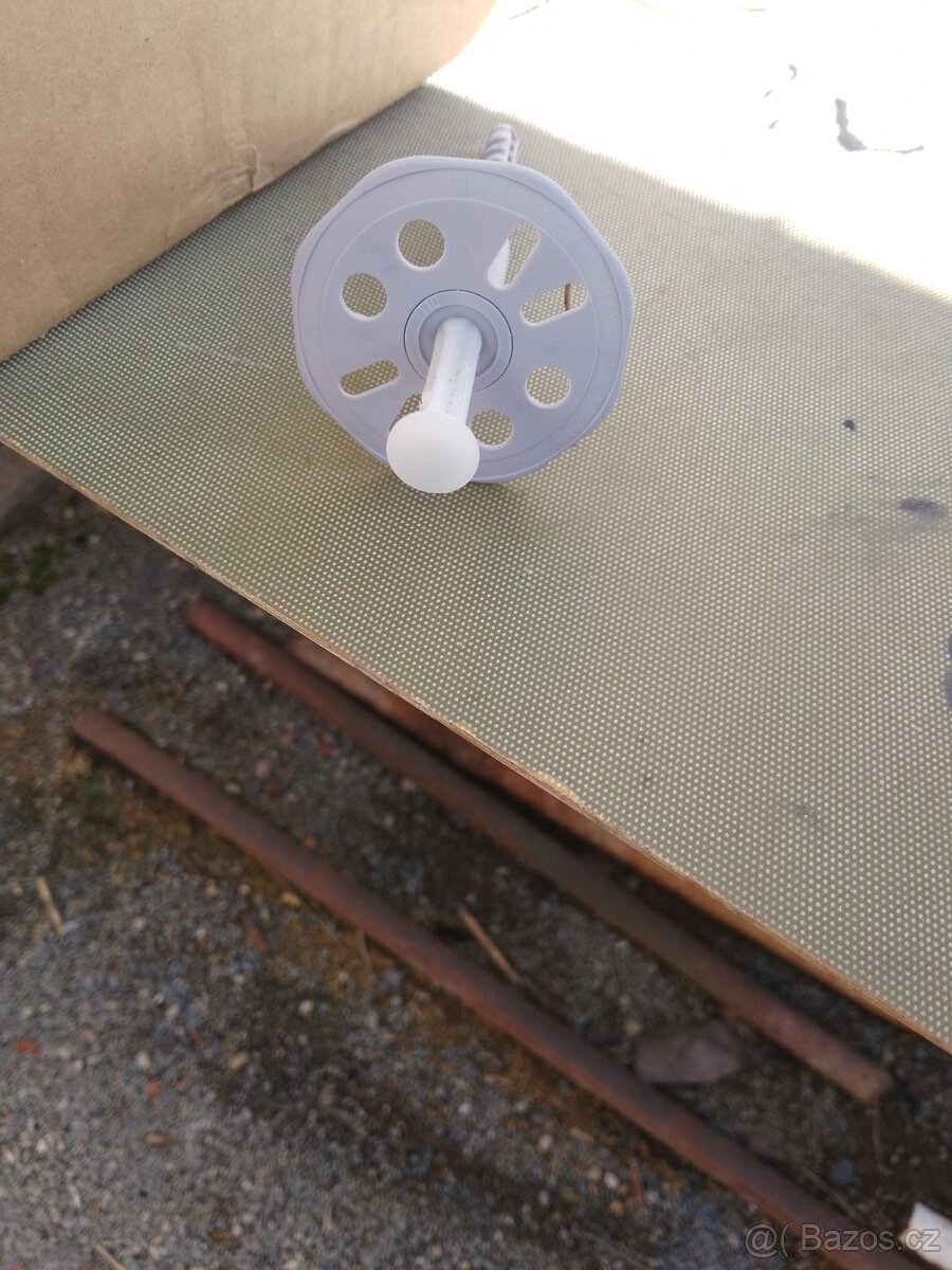 Hmoždinky FISCHER - 2