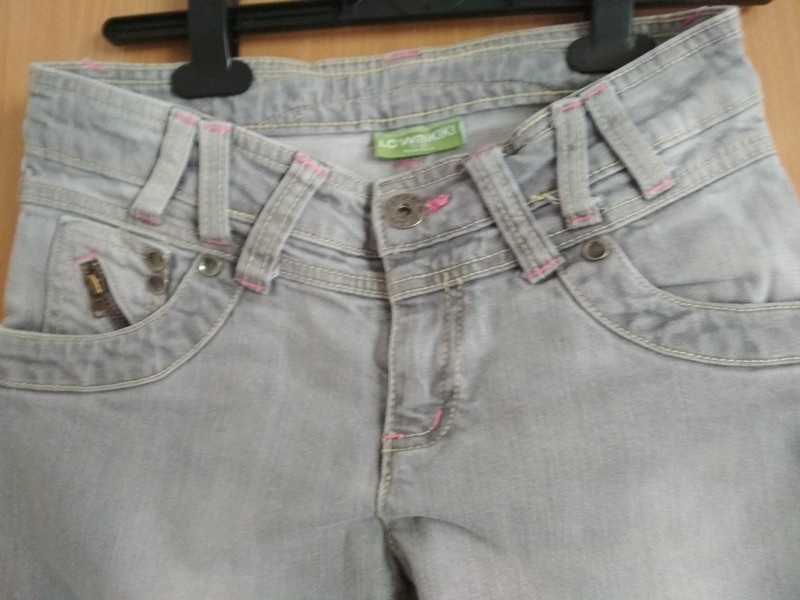 dívčí rifle zn. LC Waikiki - 2