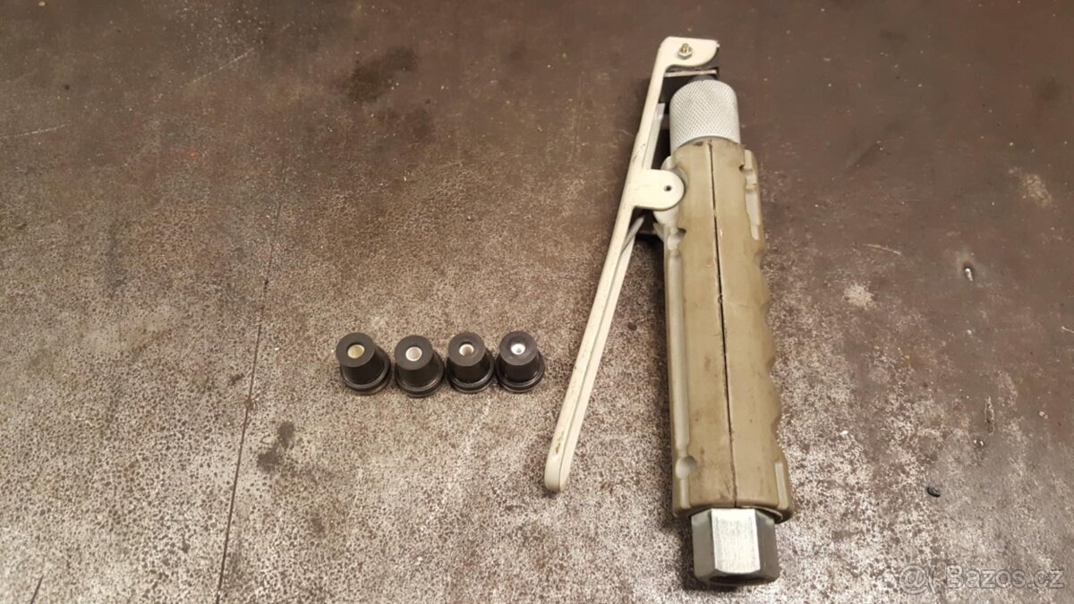 Pískovací / Tryskací pistole - 2