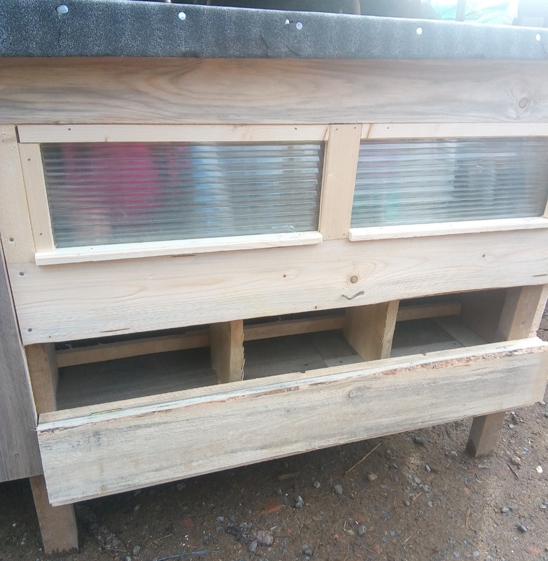 Zateplený kurník pro 20 nosnic - 2