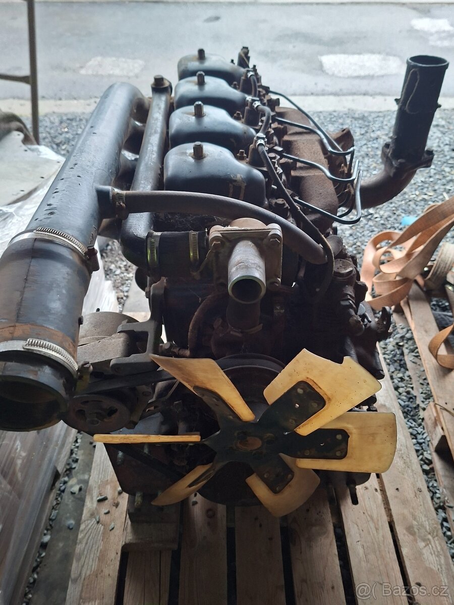 Motor zetor 7201 nastrojený - 2