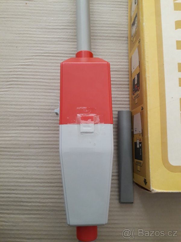 Retro Vysavač z 80 let - značka PIKO - 2